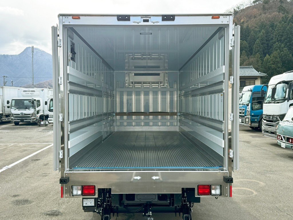 画像 9枚目