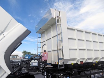 サムネイル 15枚目