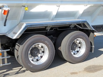 サムネイル 10枚目