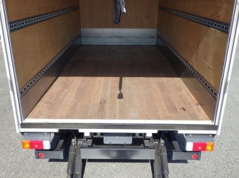 サムネイル 10枚目