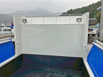 サムネイル 10枚目