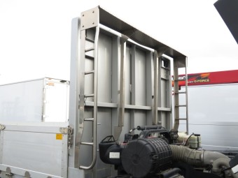 サムネイル 10枚目