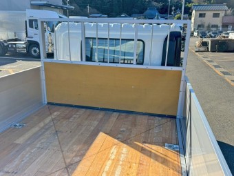 サムネイル 10枚目