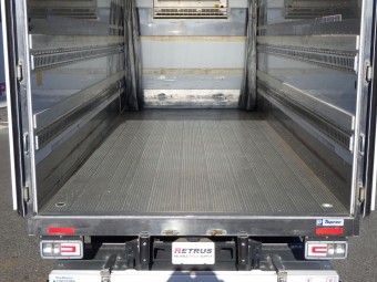 サムネイル 10枚目