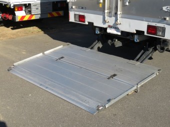 サムネイル 10枚目