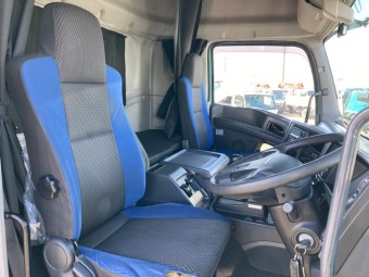 サムネイル 10枚目