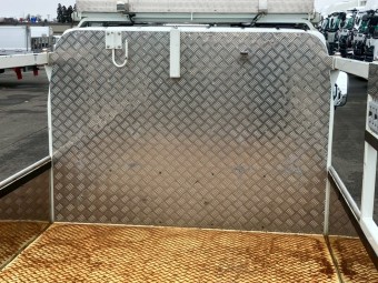 サムネイル 10枚目