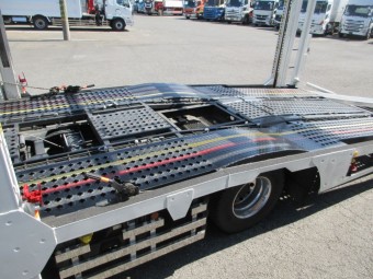 サムネイル 10枚目