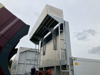 サムネイル 10枚目