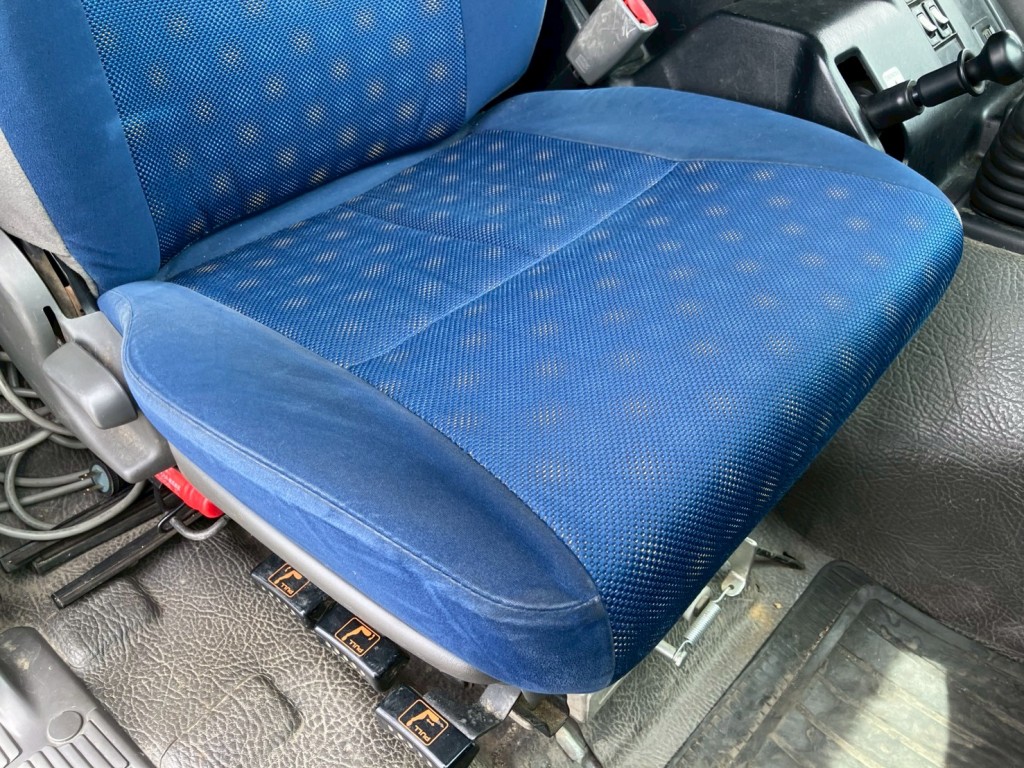 画像大 8枚目