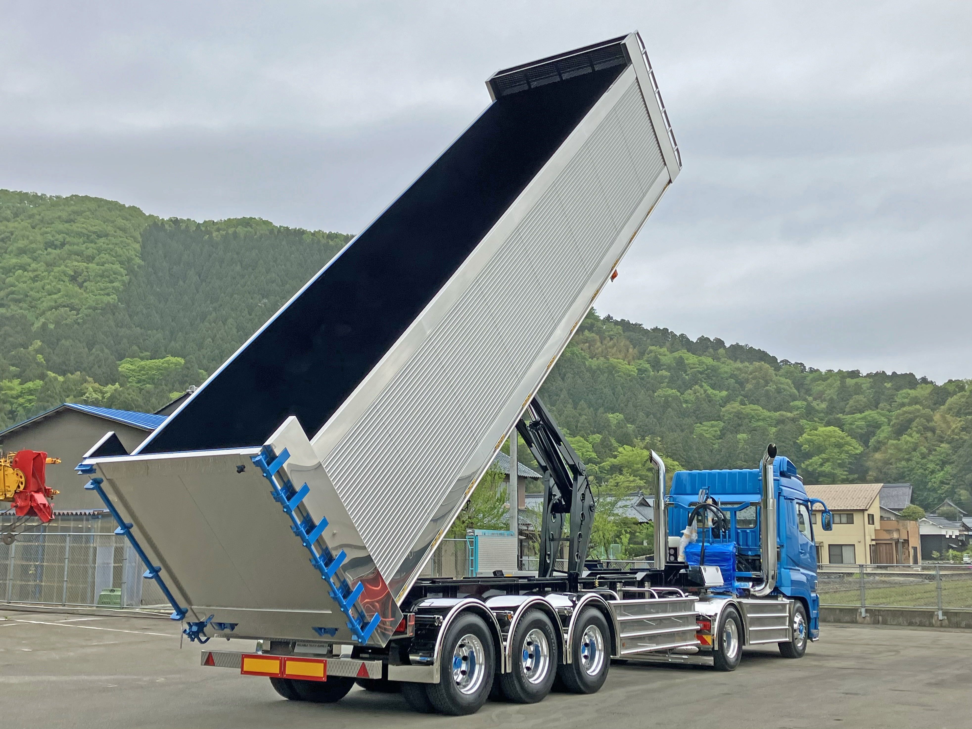 トレーラダンプセット写真2